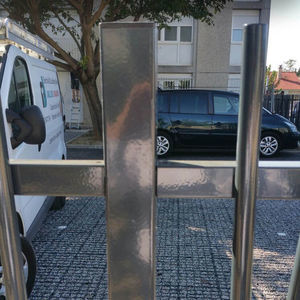 poste para valla de acero galvanizado