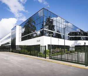 portón autoportante