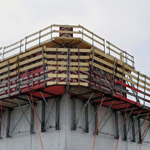 andamio de acero galvanizado / de madera