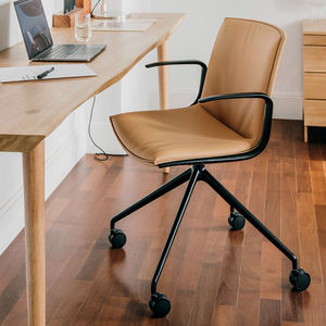 silla de oficina contemporánea