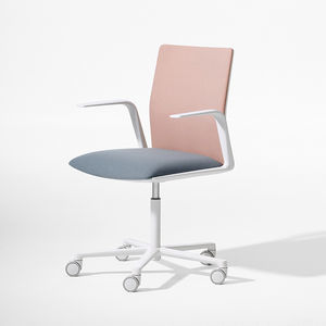 silla de oficina contemporánea