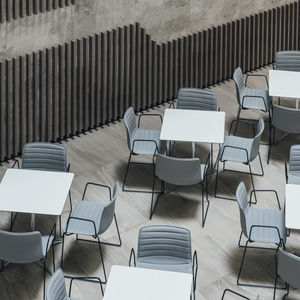 silla contemporánea