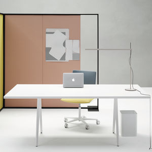 mesa de reuniones contemporánea