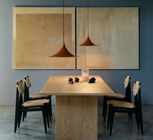 mesa contemporánea