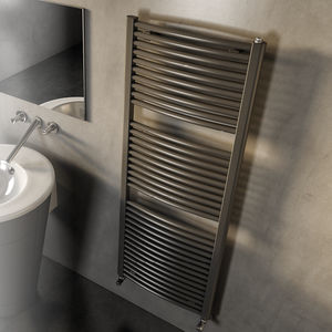 radiador toallero de agua caliente