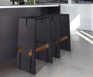 mesa alta contemporánea
