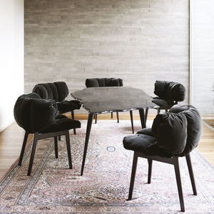 silla contemporánea