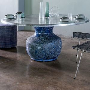 mesa de comedor contemporánea