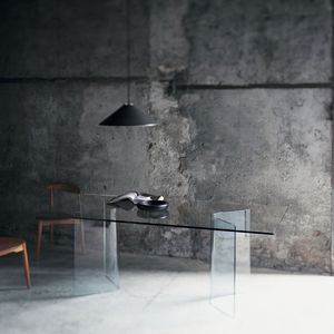 mesa de comedor contemporánea