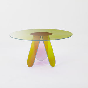 mesa de comedor contemporánea