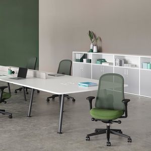 silla de oficina contemporánea