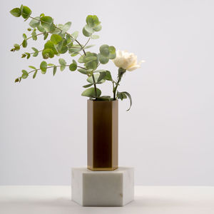 florero contemporáneo
