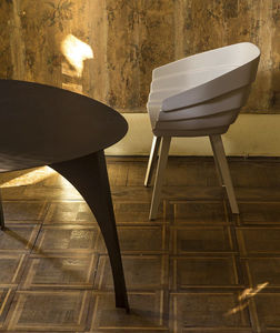 silla contemporánea / con reposabrazos / apilable / cantilever
