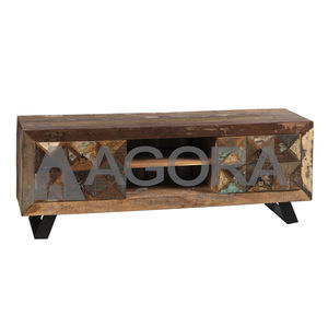 mueble de televisión clásico