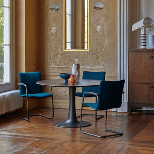 mesa de comedor contemporánea