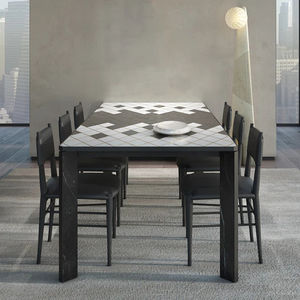 mesa de comedor contemporánea
