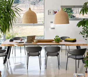mesa contemporánea