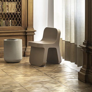 silla contemporánea