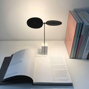 lámpara de mesa