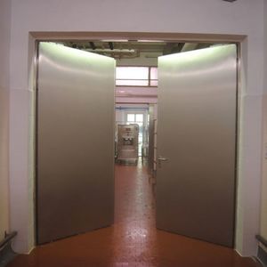 puertas industriales de acero inoxidable