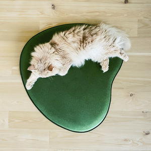 cama para gatos de terciopelo