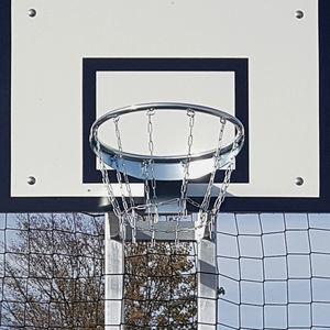 red para canasta de baloncesto de metal