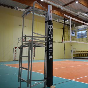 silla para árbitro de voleibol