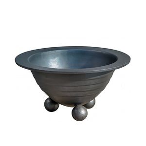 jardinera de hierro fundido