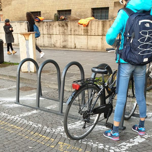 aparcabicis de suelo