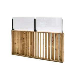 separador de espacios de madera