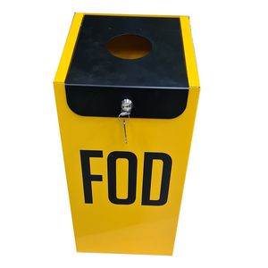 cubo de basura de pared