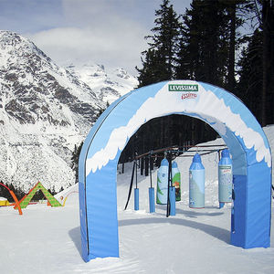 estructura hinchable con membrana de PVC