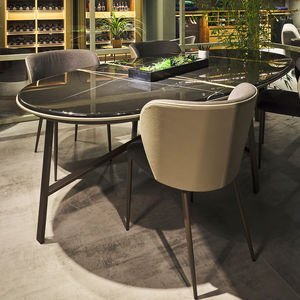 mesa contemporánea