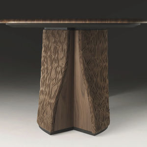 mesa de comedor contemporánea