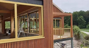 fachada de madera