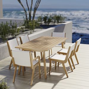 mesa de comedor contemporánea