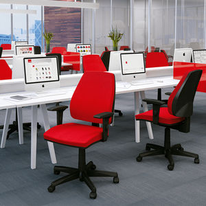 silla de oficina contemporánea