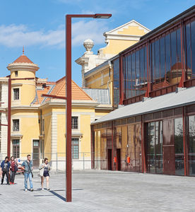 mástil de iluminación