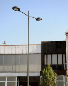 consola para poste de iluminación de aluminio