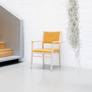 silla contemporánea