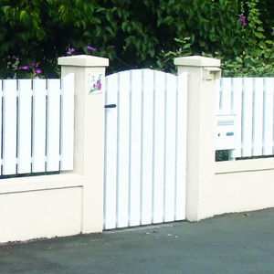 puerta para jardín de PVC