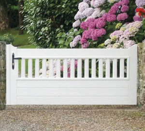 puerta para jardín de PVC