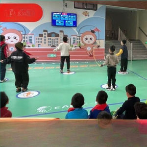 máquina de entrenamiento multifunción