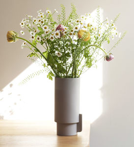 florero contemporáneo