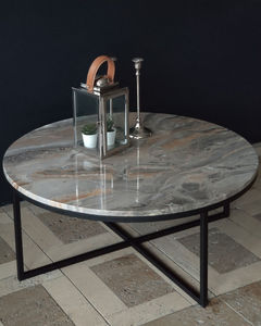 mesa de centro gris