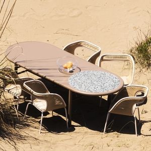 mesa de comedor contemporánea