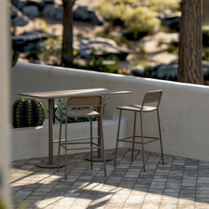 mesa bistró contemporánea