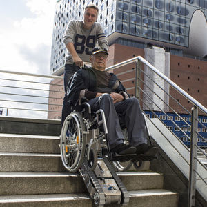 plataforma salvaescaleras PMR