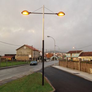 mástil de iluminación