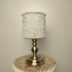 lámpara de mesa